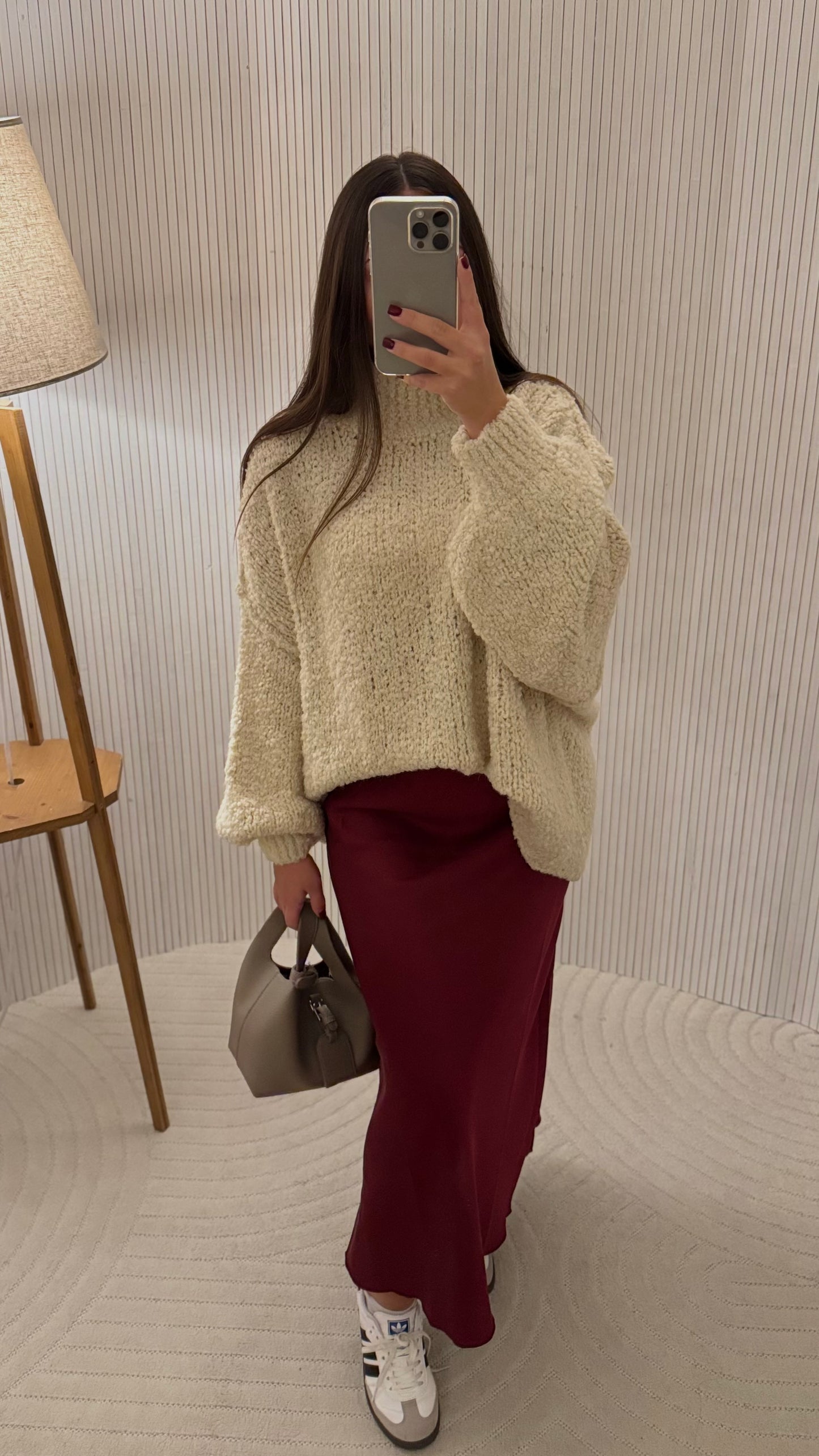 Jupe en satin bordeaux